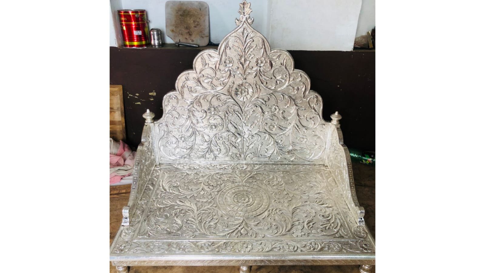 Silver Plated Royal Singhasan (Floral Crest)