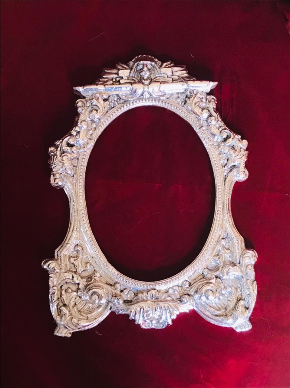 Silver-Plated Oval Crown Photo Frame